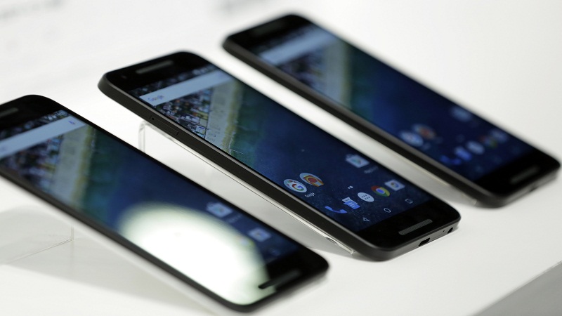 Smartphone Sales Increase on a Global Scale
