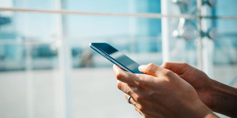 How to View Mobile Text Messages of Your Friend from Your Cell Phone